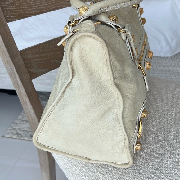 Authentic Balenciaga Large Satchel - Picture 2 of 11
